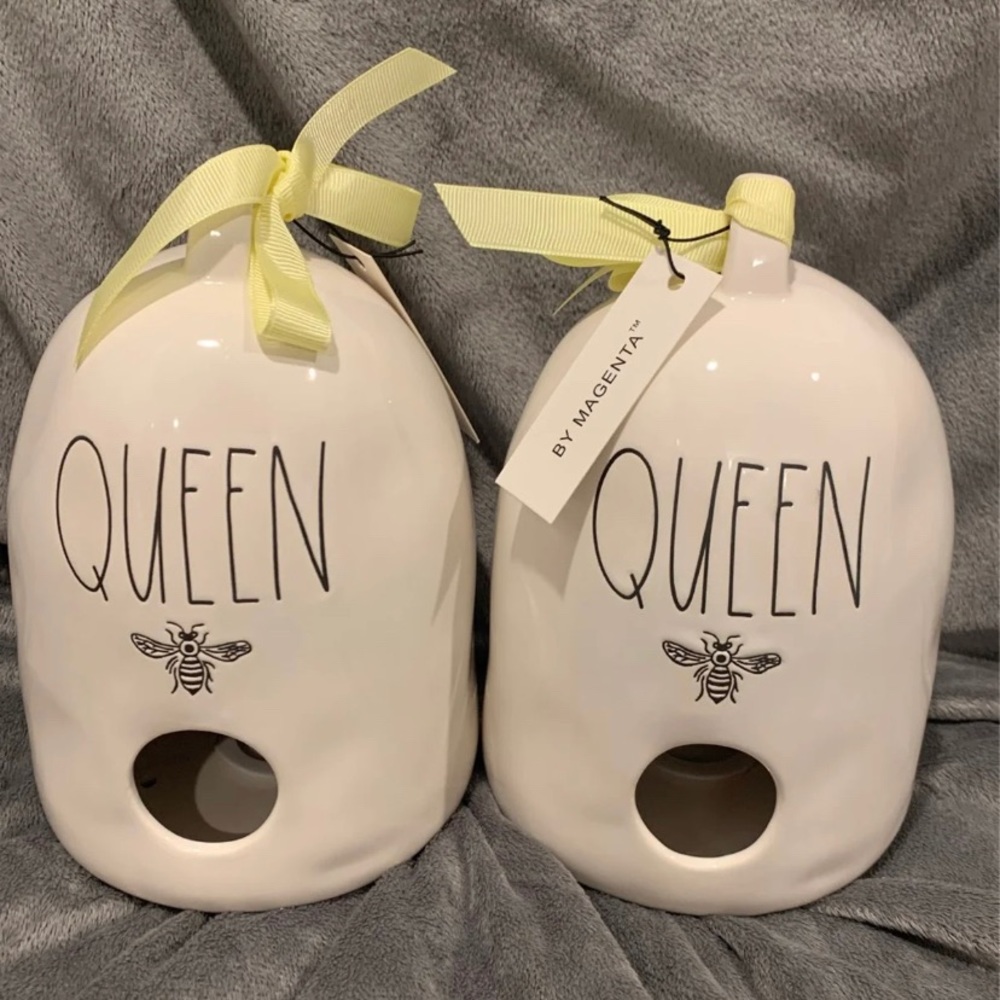 Queen bee Rae Dunn set